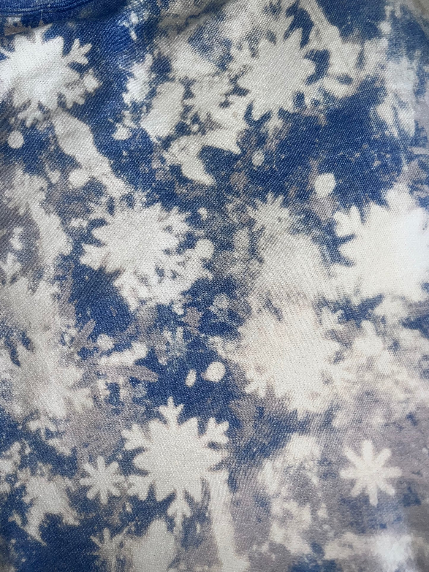 Snowflake crewneck